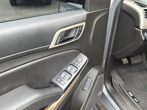 Used 2018 GMC Yukon Denali w/ Denali Ultimate Package AWD/4WD image 14