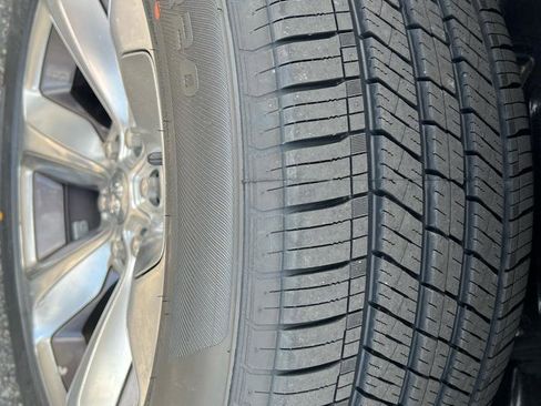 Used 2019 RAM 1500 Limited AWD/4WD image 38