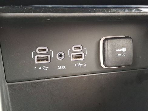 Certified 2023 Jeep Grand Cherokee Laredo image 25