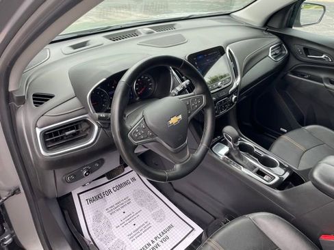 Used 2023 Chevrolet Equinox Premier image 14