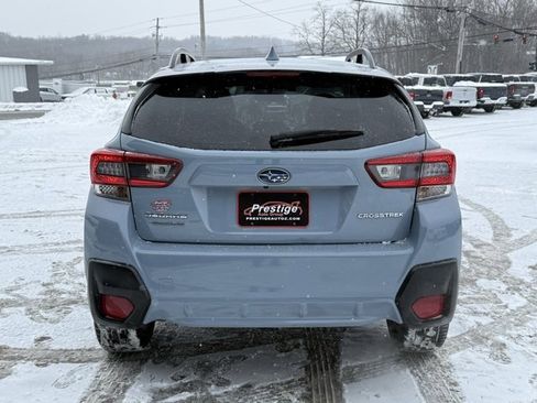 Used 2021 Subaru Crosstrek 2.0i Premium image 14