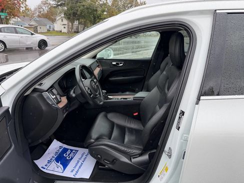 Used 2019 Volvo XC60 T5 Inscription w/ Protection Package Premier image 9