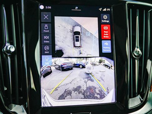 Certified 2026 Volvo V60 B5 Cross Country Plus w/ Climate Package image 27