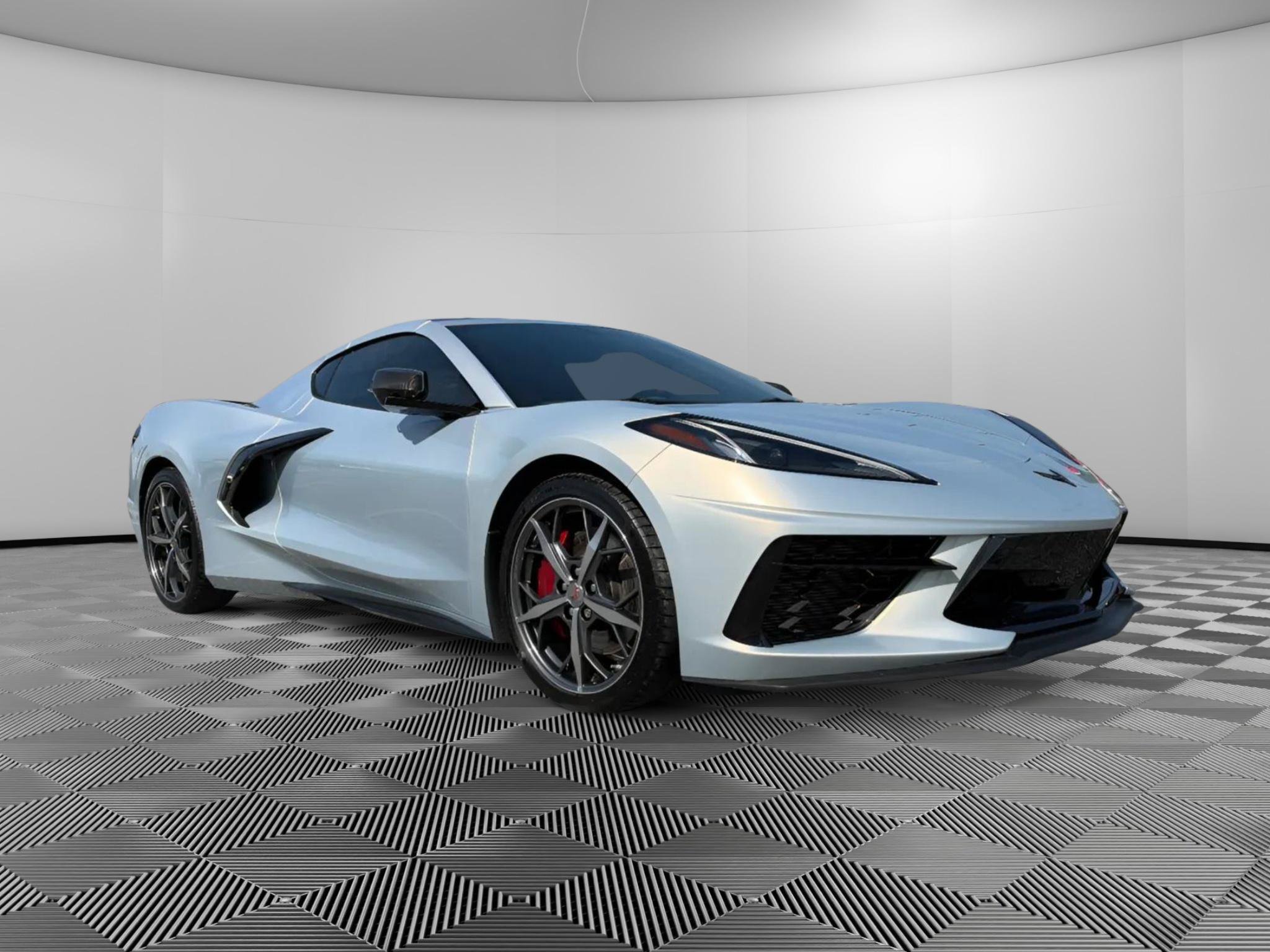 Used 2021 Chevrolet Corvette Stingray Premium Cpe w/ Z51 Performance Package RWD image 5