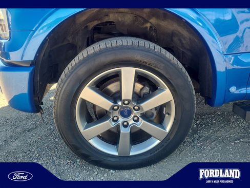 Used 2015 Ford F150 Lariat w/ Equipment Group 502A Luxury AWD/4WD image 26