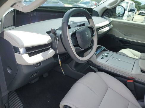 New 2026 Lincoln Navigator Premiere AWD/4WD image 20