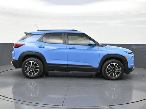 Used 2024 Chevrolet TrailBlazer LT FWD image 6