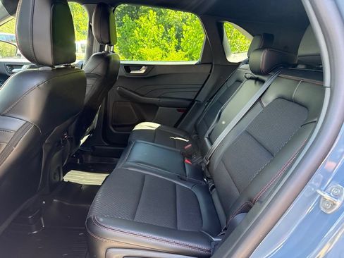 Used 2026 Ford Escape ST-Line w/ Cold Weather Package AWD/4WD image 32