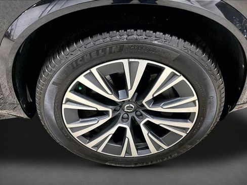 Used 2020 Volvo XC90 T6 Momentum AWD/4WD image 33