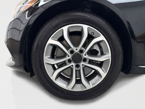 Used 2016 Mercedes-Benz C 300 4MATIC Sedan image 48