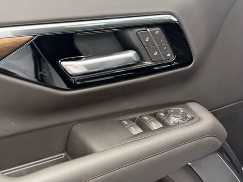 New 2026 Chevrolet Tahoe High Country image 18