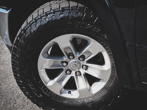 Used 2022 RAM 1500 Laramie AWD/4WD image 26