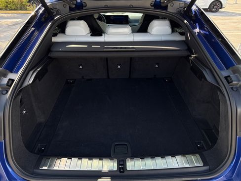 Used 2025 BMW X6 M Competition w/ Executive Package image 11