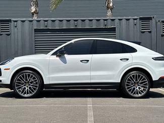 Certified 2023 Porsche Cayenne Coupe AWD/4WD video 2