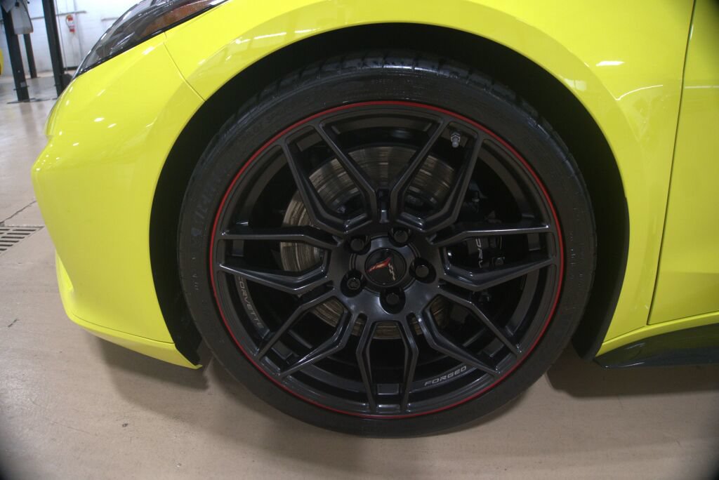 Used 2024 Chevrolet Corvette Z06 RWD image 34