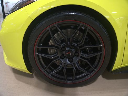 Used 2024 Chevrolet Corvette Z06 image 34