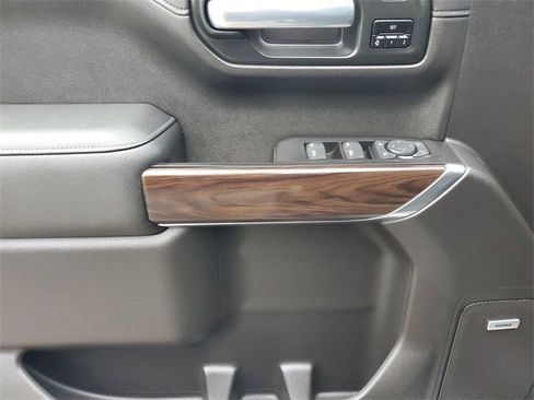 Used 2020 GMC Sierra 1500 SLT w/ SLT Premium Plus Package image 18