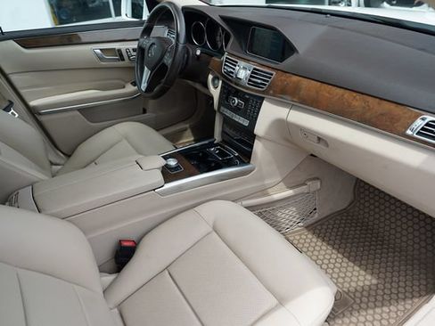 Used 2015 Mercedes-Benz E 350 4MATIC Wagon image 20