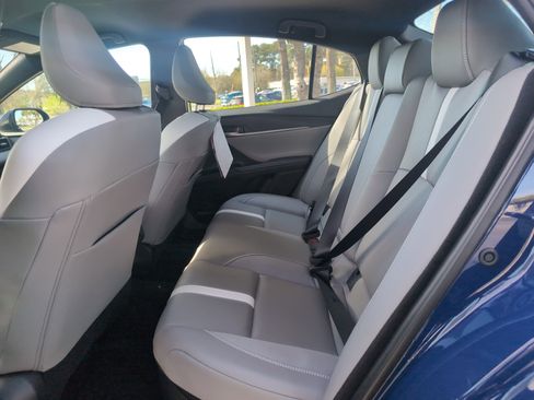 Used 2026 Toyota Camry SE image 30