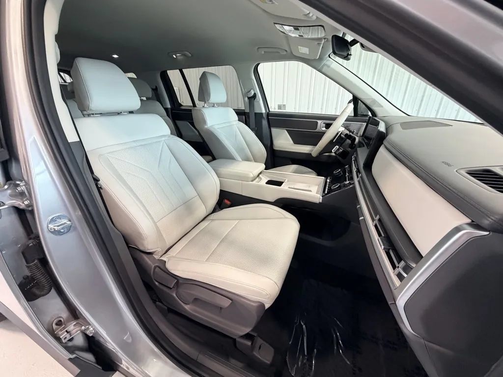 Used 2026 Hyundai Santa Fe SEL AWD/4WD image 29