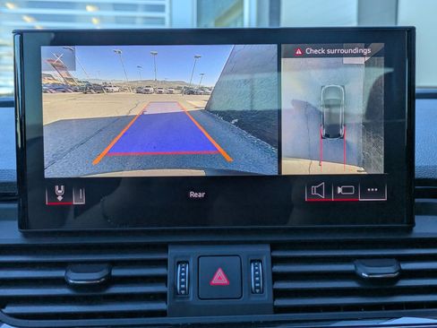 Used 2023 Audi SQ5 Premium Plus w/ Premium Plus Package image 16