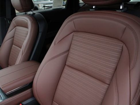 New 2026 Lincoln Nautilus Reserve AWD/4WD image 36