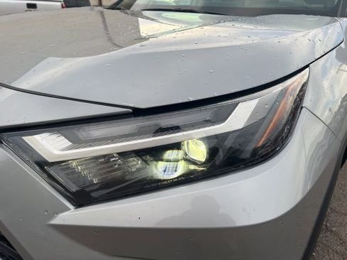 Used 2024 Toyota RAV4 XLE AWD/4WD image 10