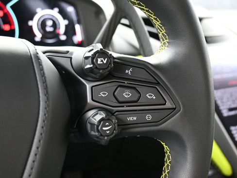 Used 2024 Lamborghini Revuelto AWD/4WD image 19