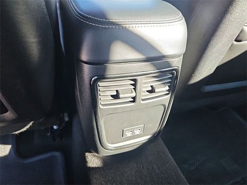 Used 2023 Chrysler 300 S image 21