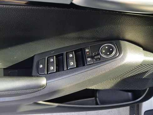 Certified 2025 Kia Seltos S image 13