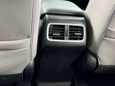 Used 2015 Honda CR-V Touring image 38