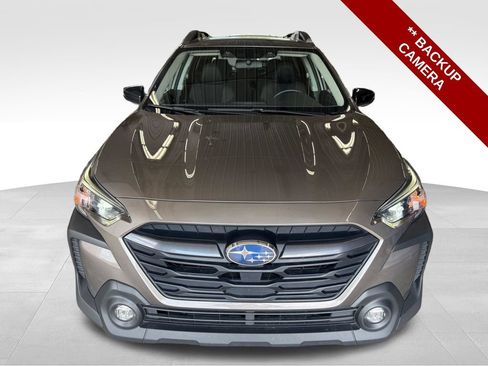 Used 2024 Subaru Outback Premium AWD/4WD image 10