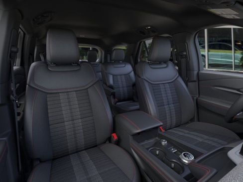 Used 2026 Ford Explorer ST-Line AWD/4WD image 10