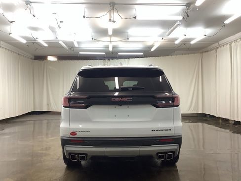 Used 2025 GMC Acadia Elevation image 7