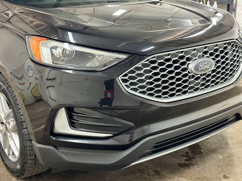 Used 2024 Ford Edge SEL AWD/4WD image 15