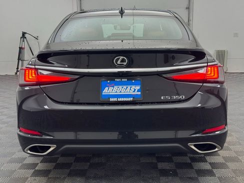 Used 2024 Lexus ES 350 w/ Premium Package FWD image 9
