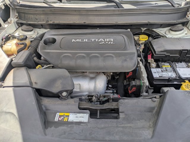 Used 2017 Jeep Cherokee Limited FWD image 12