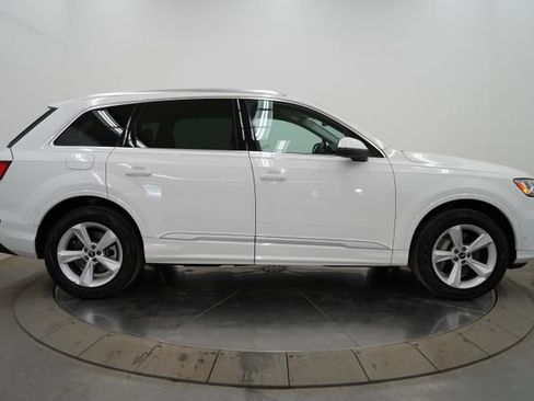 Used 2023 Audi Q7 2.0T Premium w/ Convenience Package AWD/4WD image 9