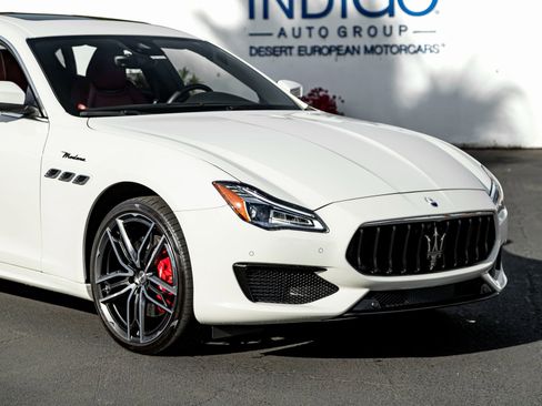 Used 2023 Maserati Quattroporte Modena image 5