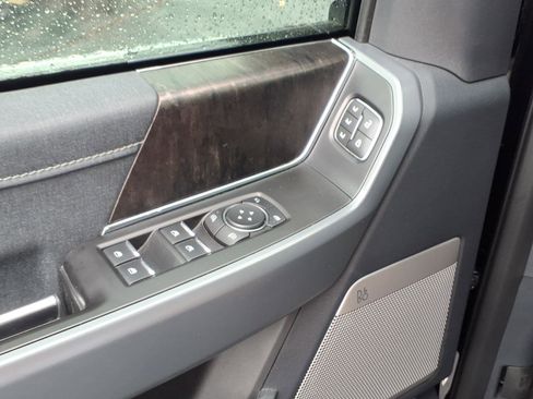 Used 2022 Ford F150 Lariat w/ Equipment Group 502A High image 24