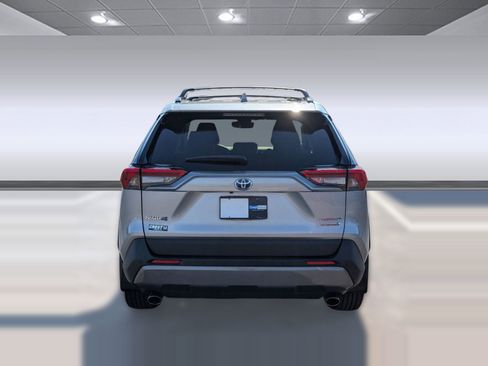 Used 2021 Toyota RAV4 Limited image 10