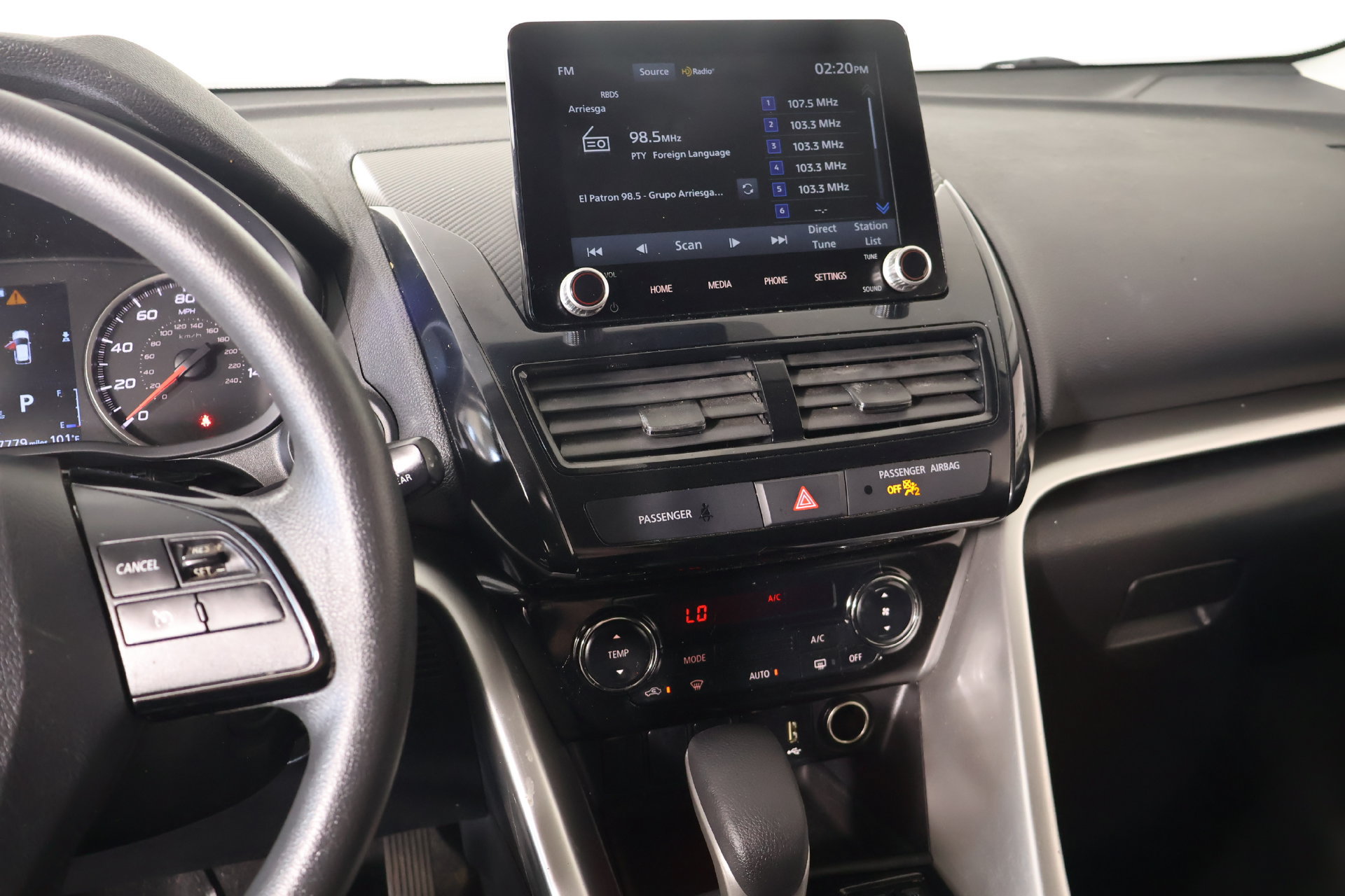 Used 2024 Mitsubishi Eclipse Cross LE AWD/4WD image 5