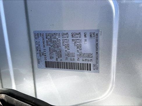 Certified 2024 Nissan Pathfinder SV FWD image 18