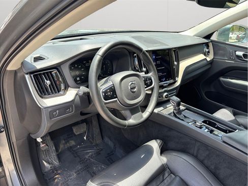 Used 2021 Volvo XC60 T6 Inscription AWD/4WD image 6