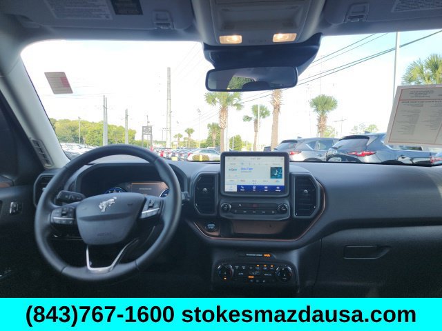 Used 2024 Ford Bronco Sport Outer Banks w/ Tech Package AWD/4WD image 2