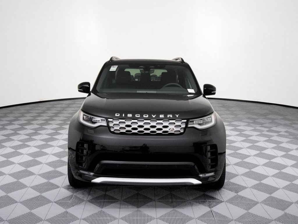 New 2026 Land Rover Discovery Limited Edition AWD/4WD image 6
