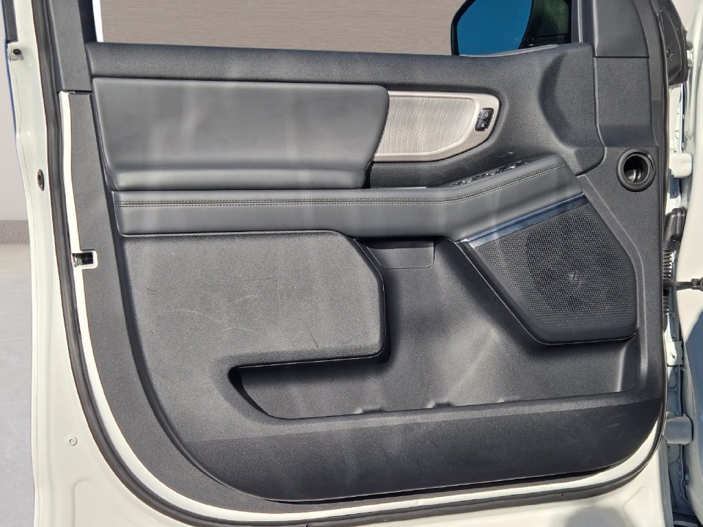 Used 2026 Ford Expedition Active RWD image 22