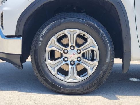 Used 2024 GMC Sierra 1500 SLT RWD image 10
