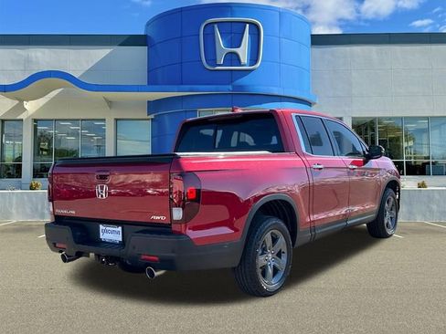 Used 2023 Honda Ridgeline RTL-E image 2