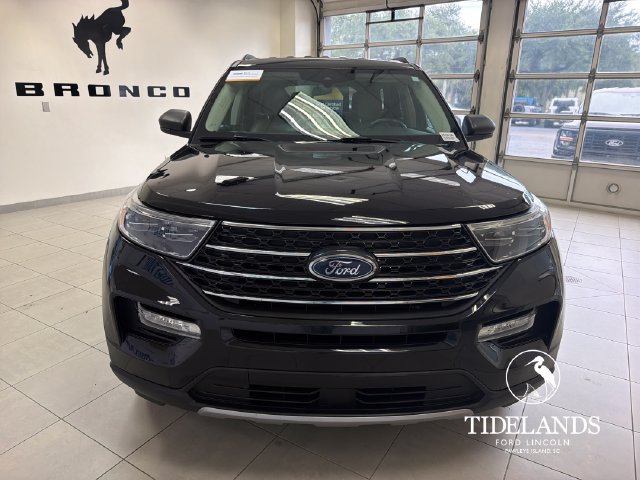 Certified 2022 Ford Explorer XLT w/ Equipment Group 202A RWD image 3